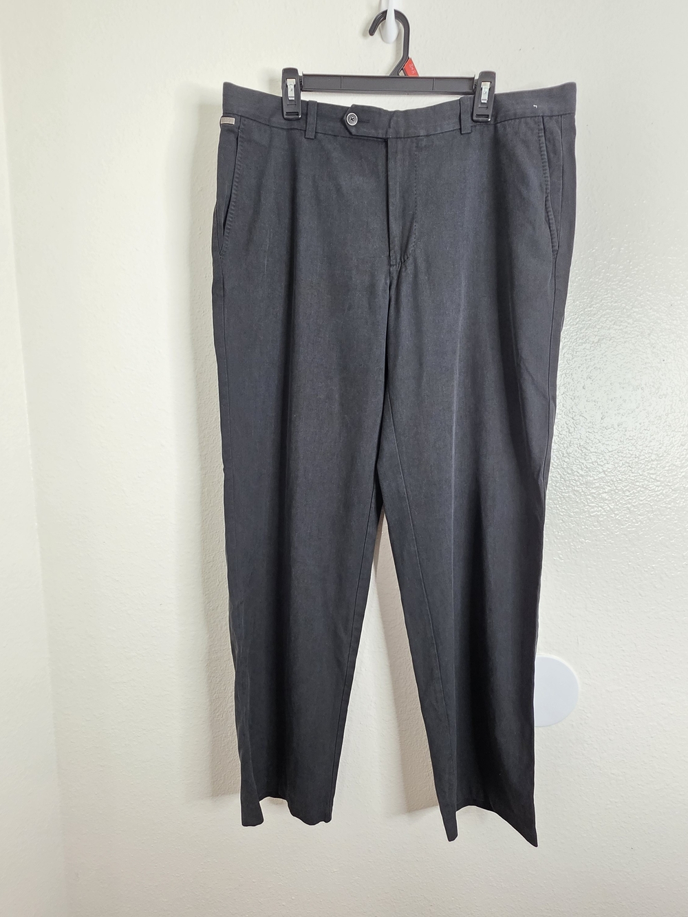 Tommy Bahama 38x32 Silk Blend Black Chino Pants Men Faded Coal Straight Leg